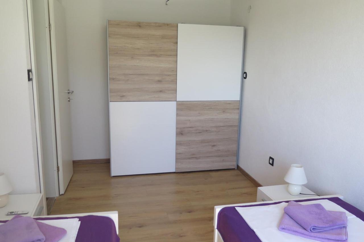 Lumbrela Apartments Starigrad Paklenica Extérieur photo