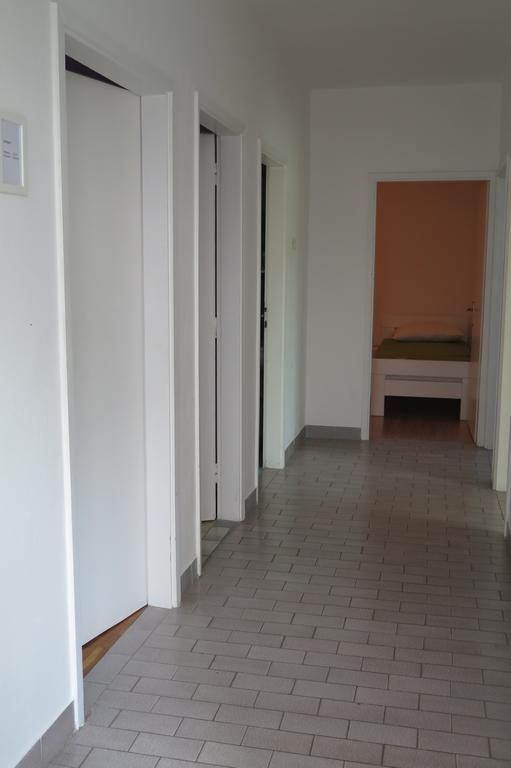 Lumbrela Apartments Starigrad Paklenica Extérieur photo