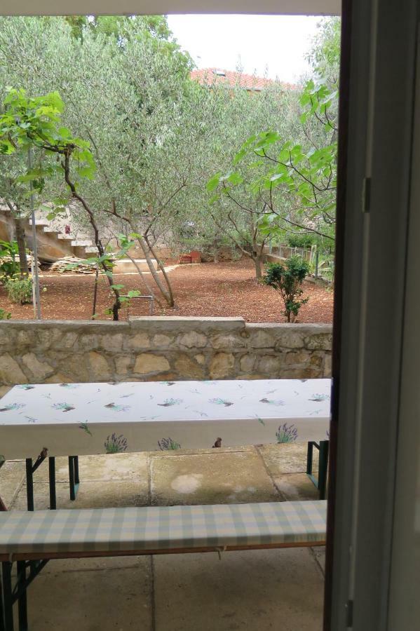 Lumbrela Apartments Starigrad Paklenica Extérieur photo