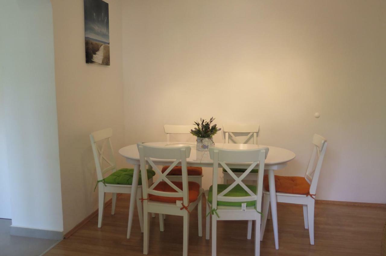 Lumbrela Apartments Starigrad Paklenica Extérieur photo