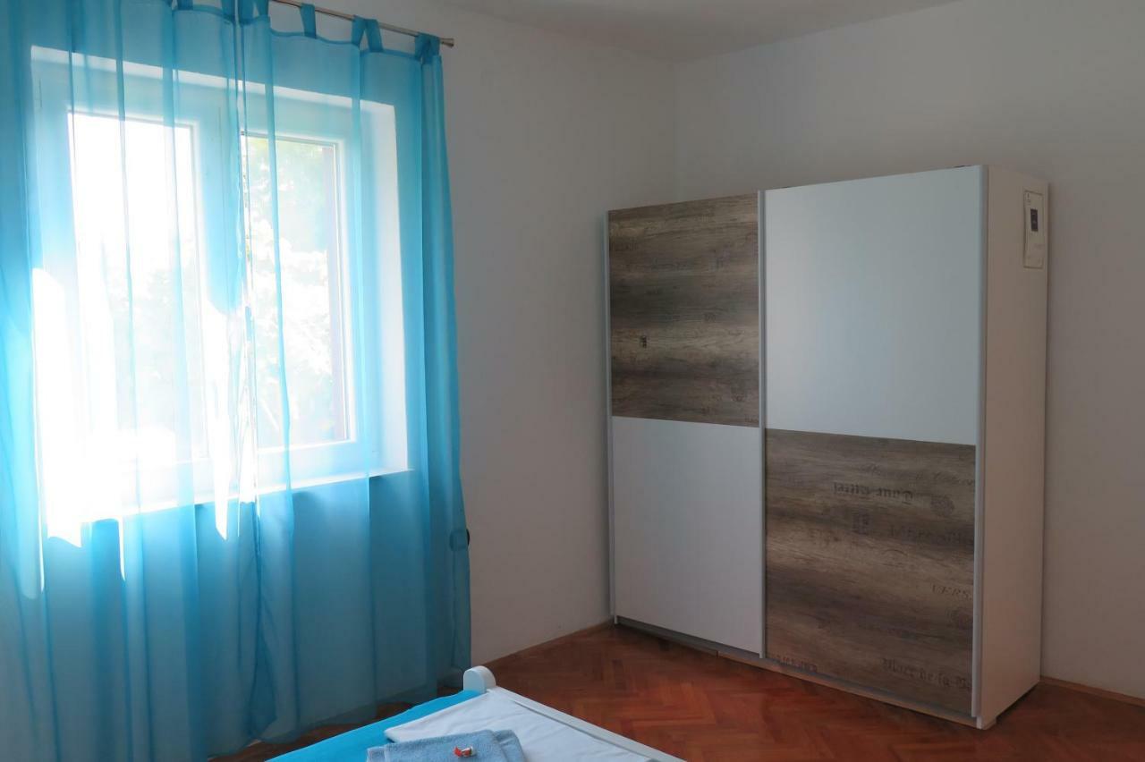 Lumbrela Apartments Starigrad Paklenica Extérieur photo